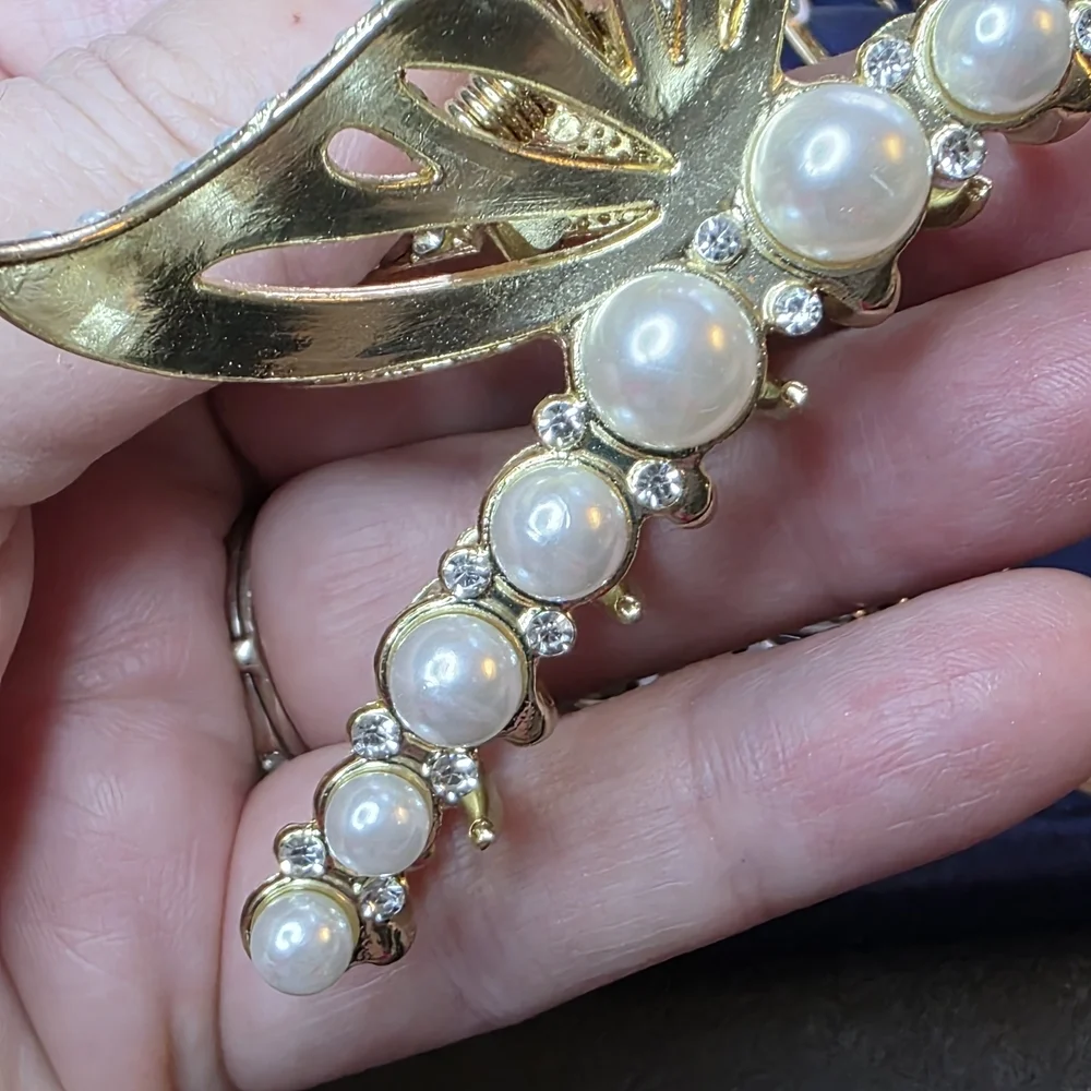 Gold Tone Pearl Leaf Hair Claw Clip Large Ornate Metal Statement 582